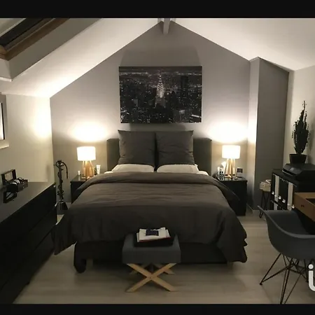 홈스테이 Petite Maison Pleine De Charme 보비니